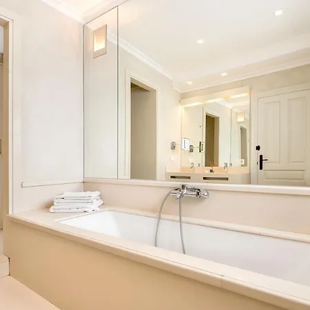 Genteel Contratacion Apartment *